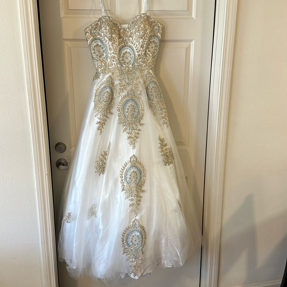 Prom dress